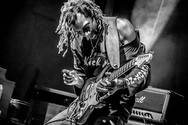 Black and white photo of Wild T performing